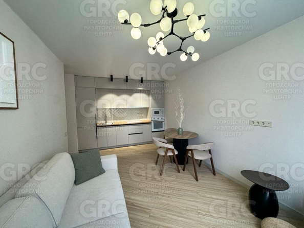
  Продается 3-комн. квартира, 48 м², Трунова пер, д. 6
. Фото 2.