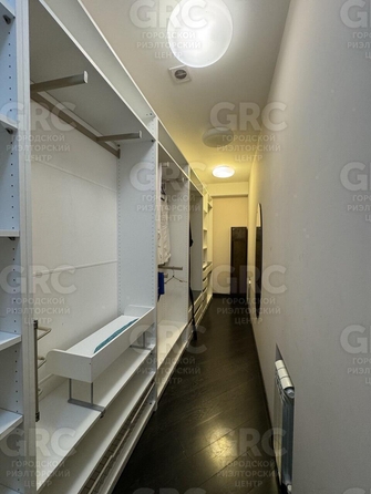 
  Продается 4-комн. квартира, 189 м², Пирогова ул, д. 40А
. Фото 10.