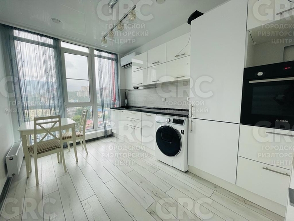 
   Продам 2-комнатную, 36 м², Пластунская ул, 123Ак1

. Фото 1.
