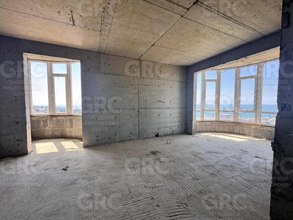 
   Продам 2-комнатную, 53.7 м², Виноградная ул, 195/1

. Фото 1.
