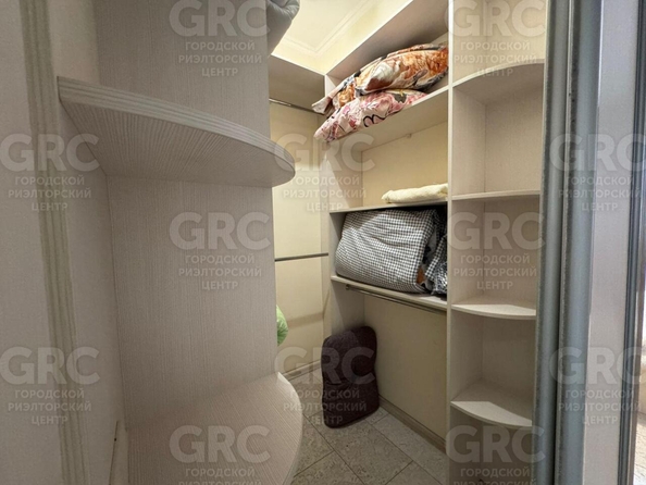 
  Продается 3-комн. квартира, 71.8 м², Туапсинская ул, д. 2Б
. Фото 13.
