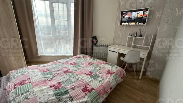 
   Продам 2-комнатную, 43 м², Водораздельная ул, 12

. Фото 1.