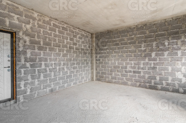 
   Продам 1-комнатную квартира, 35.7 м², Известинская ул, 29/2

. Фото 2.