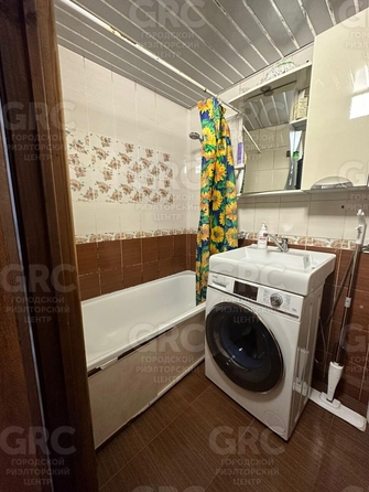 
   Продам 3-комнатную, 69 м², Надежная ул, 12

. Фото 9.