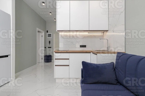 
   Продам 1-комнатную, 27.6 м², Ленина ул, 300А/1

. Фото 3.