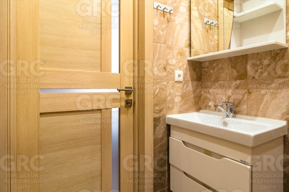 
   Продам 2-комнатную, 37.8 м², Высокогорная ул, 47/1

. Фото 13.