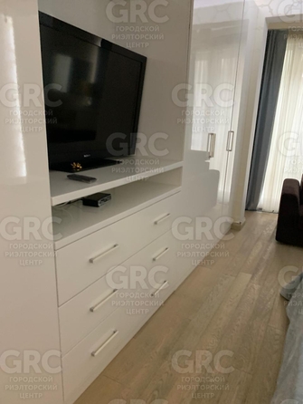 
   Продам 3-комнатную, 78 м², Богдана Хмельницкого ул, 8

. Фото 2.
