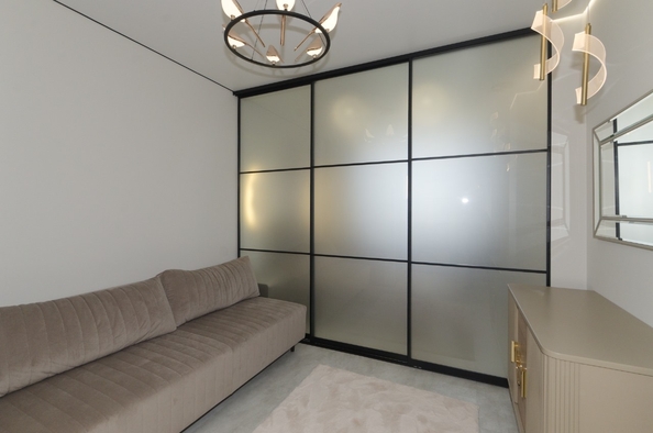 
   Продам 1-комнатную, 40 м², Крылова ул, 15к2

. Фото 10.