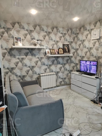 
   Продам 1-комнатную, 35.7 м², Виноградная ул, 135/10

. Фото 2.