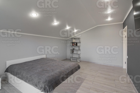 
   Продам дом, 237.4 м², Сочи

. Фото 12.