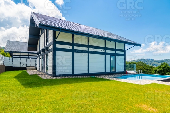 
   Продам коттедж, 280 м², Сочи

. Фото 5.