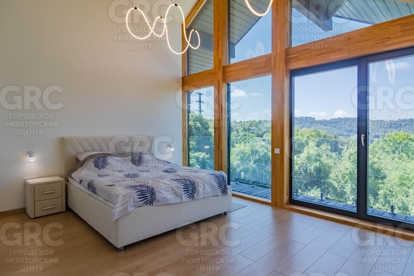 
   Продам коттедж, 280 м², Сочи

. Фото 33.