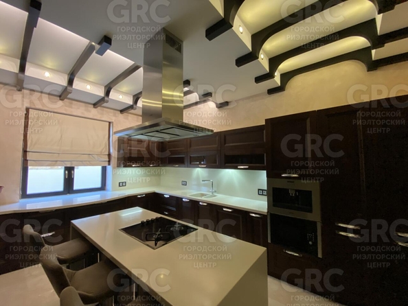 
   Продам дом, 500 м², Сочи

. Фото 8.