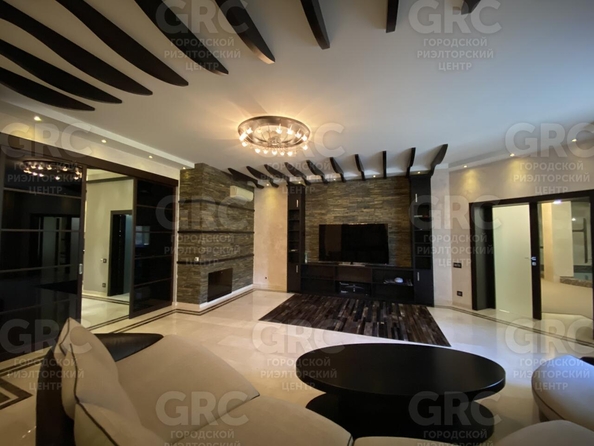 
   Продам дом, 500 м², Сочи

. Фото 12.