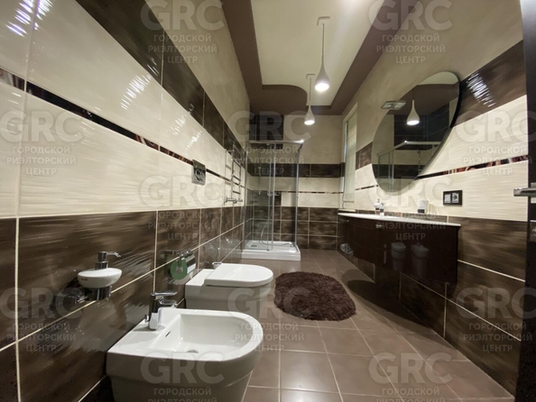 
   Продам дом, 500 м², Сочи

. Фото 14.