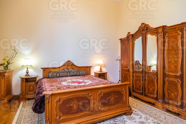 
   Продам дом, 400 м², Сочи

. Фото 19.
