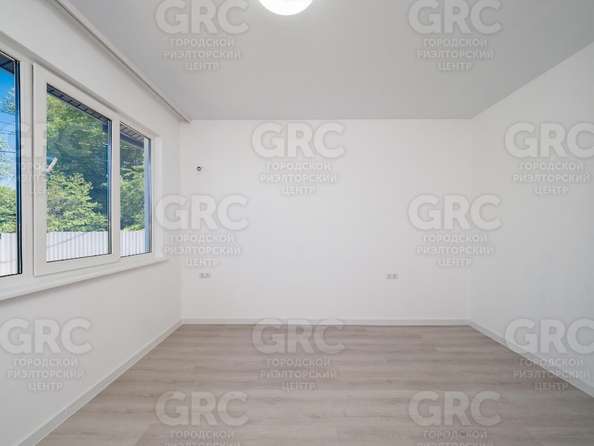 
   Продам дом, 150 м², Сочи

. Фото 12.