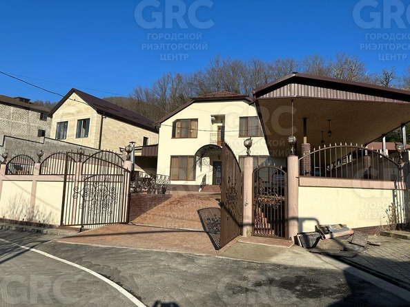 
   Продам дом, 165 м², Сочи

. Фото 3.