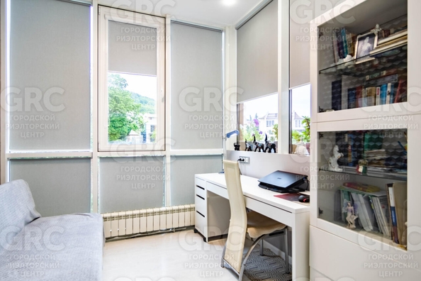 
   Продам 3-комнатную, 75.1 м², Курортный пр-кт, 96/5Б

. Фото 10.