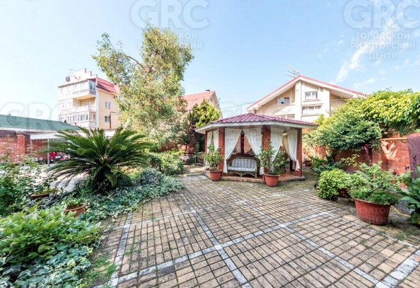 
   Продам 4-комнатную, 185 м², Виноградная ул, 53/15

. Фото 16.