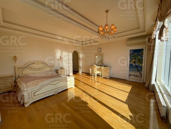 
   Продам 6-комнатную, 376 м², Курортный пр-кт, 94/27

. Фото 15.
