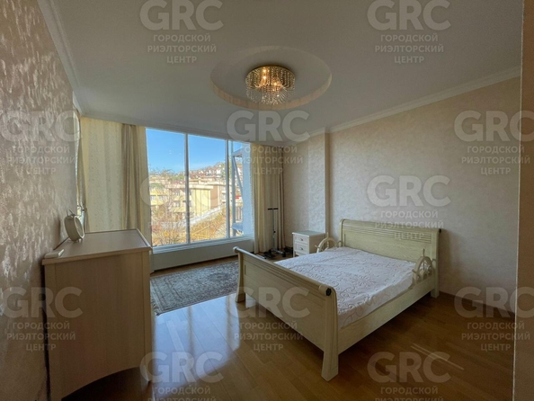 
   Продам 6-комнатную, 376 м², Курортный пр-кт, 94/27

. Фото 22.