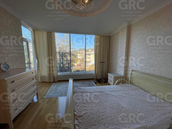 
   Продам 6-комнатную, 376 м², Курортный пр-кт, 94/27

. Фото 23.