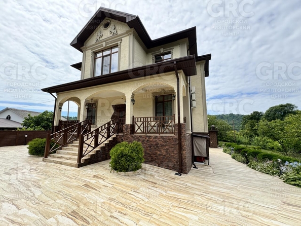 
   Продам дом, 382 м², Сочи

. Фото 1.