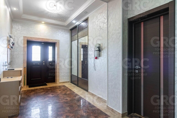 
   Продам дом, 270 м², Сочи

. Фото 14.