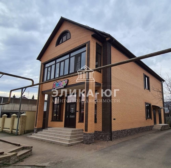
   Продам дом, 235 м², Хадыженск

. Фото 1.