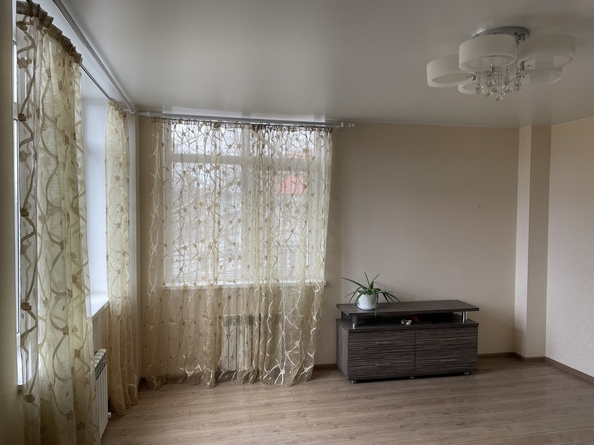
  Продается 2-комн. квартира, 79 м², Гребенская ул, д. 66
. Фото 6.