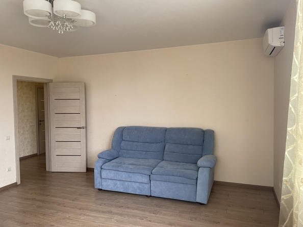 
  Продается 2-комн. квартира, 79 м², Гребенская ул, д. 66
. Фото 8.