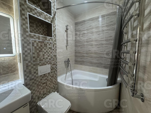 
  Продается 2-комн. квартира, 58 м², Санаторная ул, д. 23а
. Фото 10.