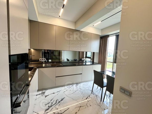 
  Продается 3-комн. квартира, 110 м², Парковая ул, д. 5
. Фото 2.