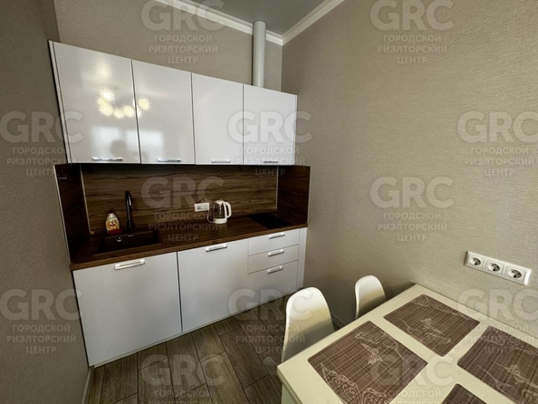 
   Продам 2-комнатную квартира, 65 м², Санаторная ул, 65/2

. Фото 15.