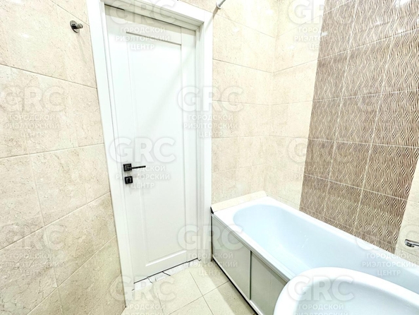 
   Продам 2-комнатную, 45 м², Донская ул, 38

. Фото 18.