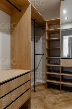 
  Продается 2-комн. квартира, 63 м², Трунова пер, д. 6
. Фото 12.