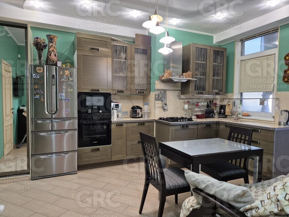 
  Продается 2-комн. квартира, 63 м², Сухумское шоссе ул, д. 13/7
. Фото 1.