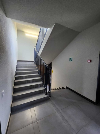 
  Продается 2-комн. квартира, 40 м², Николая Старшинова ул, д. 12к1
. Фото 5.