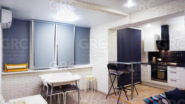 
  Продается 3-комн. квартира, 53.5 м², Роз ул, д. 37
. Фото 6.