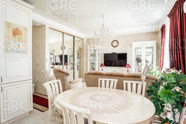 
  Продается 3-комн. квартира, 65.5 м², Альпийская ул, д. 82б
. Фото 6.