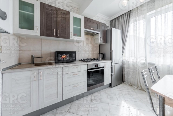 
   Продам 2-комнатную, 55 м², Пасечная ул, 47

. Фото 1.