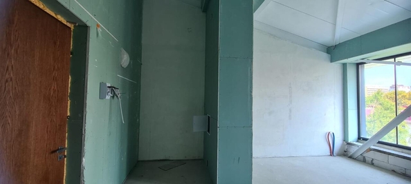 
   Продам 1-комнатный апартамент, 35 м², Конституции СССР ул, 18А

. Фото 12.
