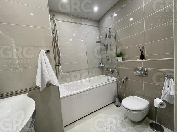 
  Продается 2-комн. квартира, 55 м², Горького ул, д. 87
. Фото 14.