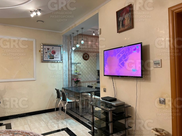 
  Продается 4-комн. квартира, 110 м², Советская ул, д. 46
. Фото 6.
