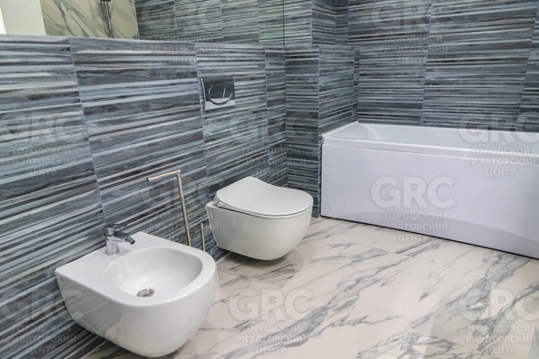 
  Продается 3-комн. квартира, 100 м², Первомайская ул, д. 21
. Фото 9.