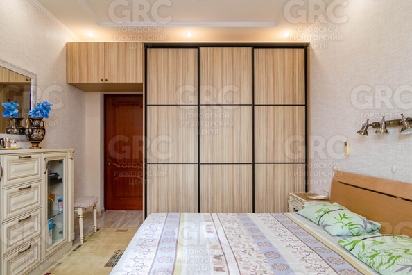 
  Продается 2-комн. квартира, 72 м², Грибоедова ул, д. 12а
. Фото 17.