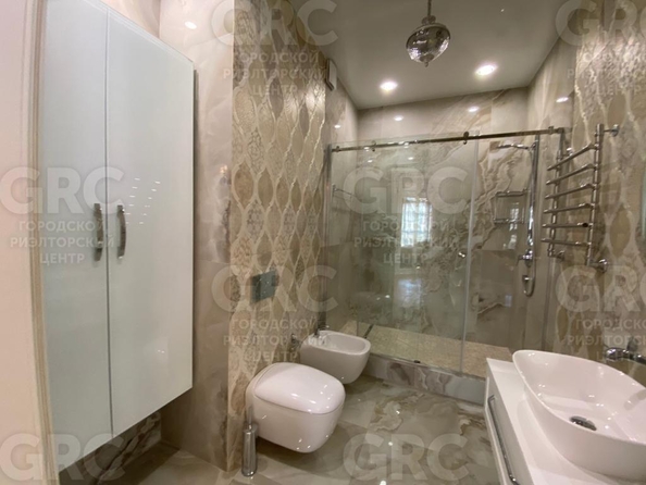 
  Продается 4-комн. квартира, 275.8 м², Нагорная ул, д. 11
. Фото 7.