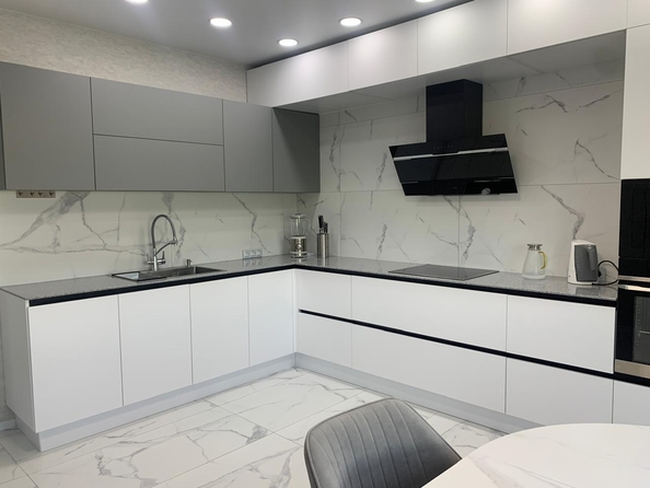 
  Продается 2-комн. квартира, 71 м², Мирная ул, д. 29к7
. Фото 2.