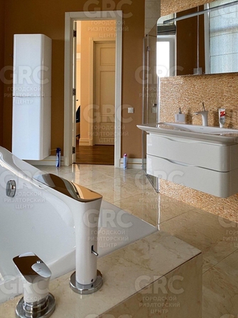 
   Продам дом, 1200 м², Сочи

. Фото 10.